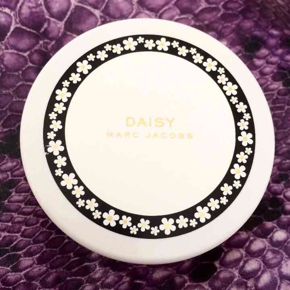 Marc Jacobs Daisy Body Butter
