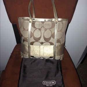 COACH  Handbag