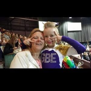 Meet your Posher, Lisa