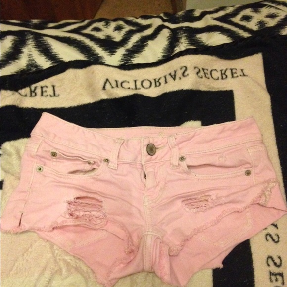 American eagle pastel pink booty shorts - Picture 4 of 4