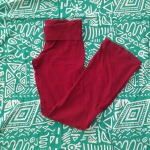 Fuscia yoga pants