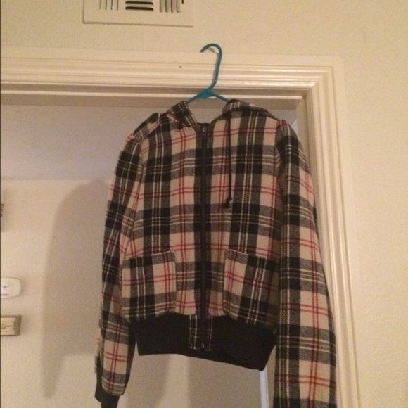 Black/red plaid forever 21 jacket