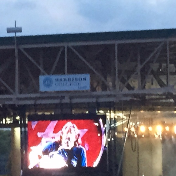 DAVE GROHL