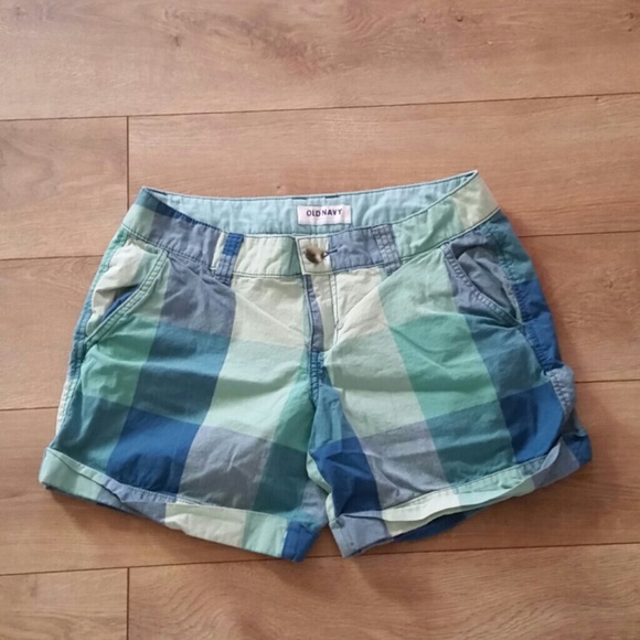 Old Navy blue and green plaid Bermuda shorts