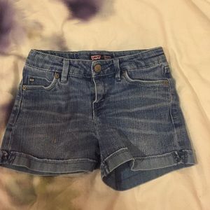 Girl's Levi shorty short jean shorts