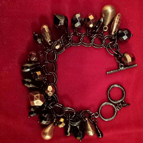 Bracelet - Picture 1 of 2