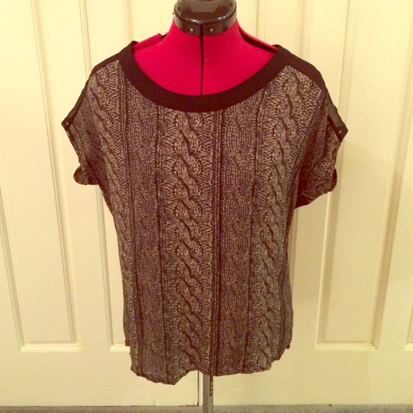 Drapey workweek chic top from Nordstrom! Like new!