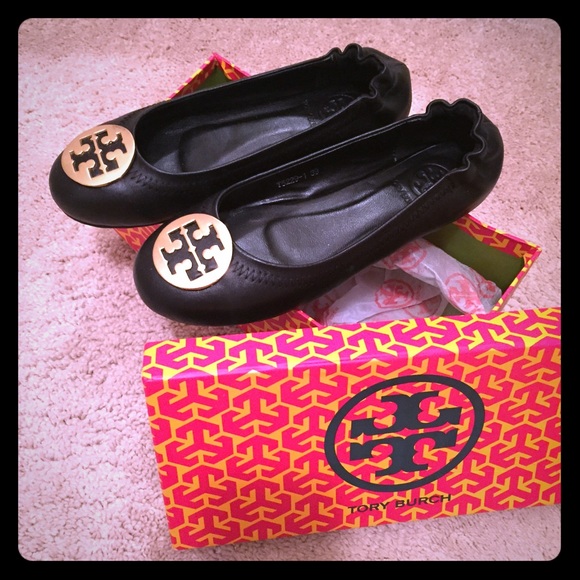 Black Tory Burch flats. Size 8