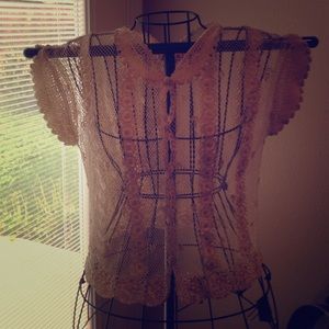 Vintage button lace cream cover