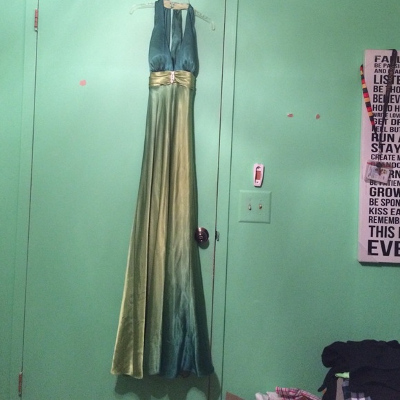 Long shimmery light yellow to green dress