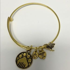 Paw Print Bracelet