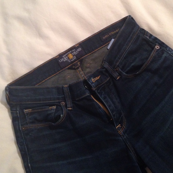 Reduced-Lucky Brand dark jeans! Sofia straight