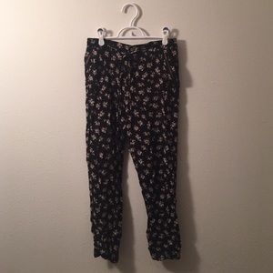 ❗️SALE❗️Floral Joggers (size 29)