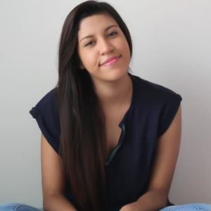 Meet your Posher, Valeria