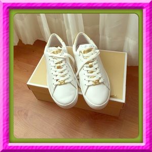 Authentic MK Irving leather shoe BRAND NEW❤️