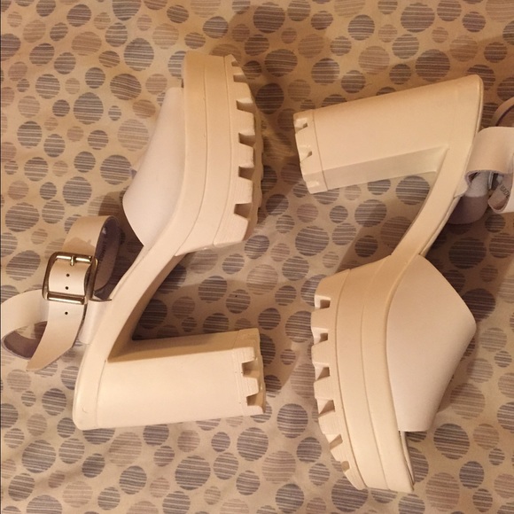 Topshop Shoes - ☁️Topshop Heels✨