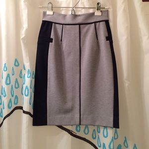 Club Monaco grey and navy blue knit pencil skirt