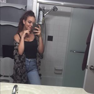 Meet your Posher, Arianna