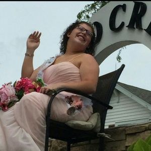 Meet your Posher, Molly