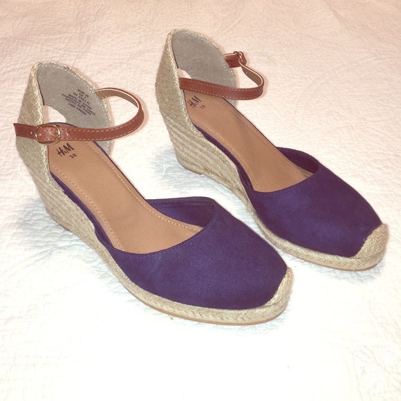 H&M navy wedges.