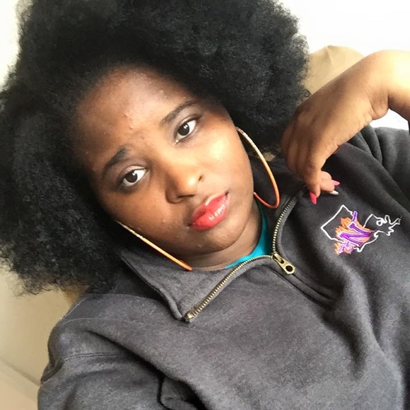 Meet your Posher, Randi - Picture 1 of 1