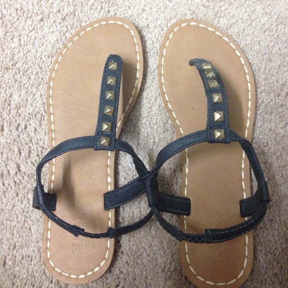 Black studded thong sandals