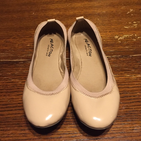Kenneth Cole shoes - Picture 2 of 2