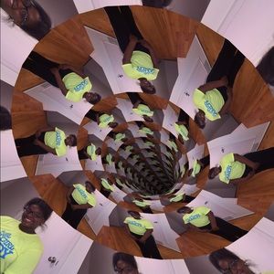 Meet your Posher, Laila