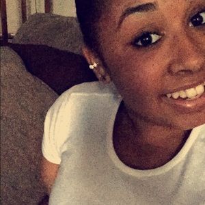 Meet your Posher, Deja