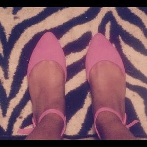 Pink flats