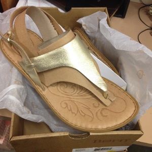 Born sandals,cushioned foot bed. Super comfy