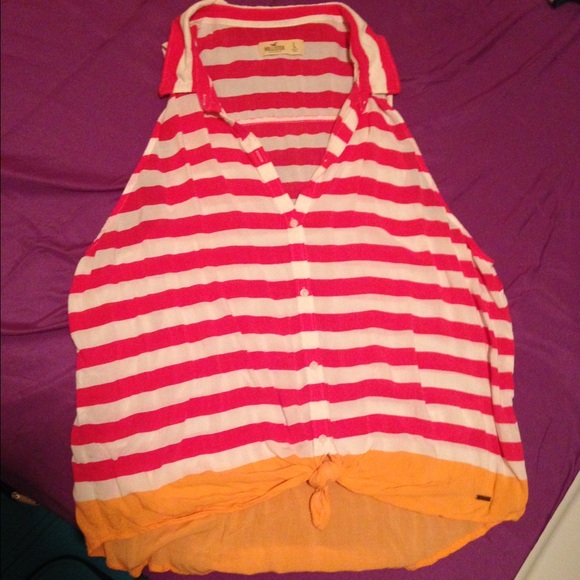 Hollister sleeveless button down crop top - Picture 2 of 2