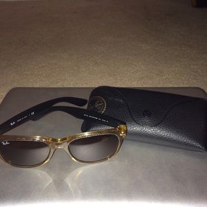 Wayfarer ray bans