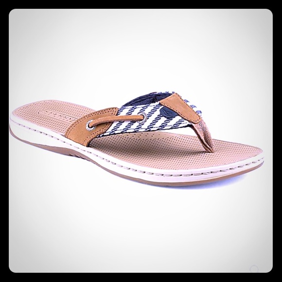 Sperry flip flops