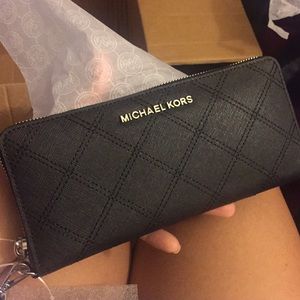 MK wallet/clutch