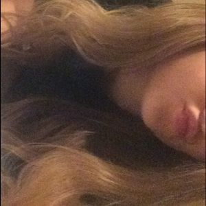 Meet your Posher, Emilee