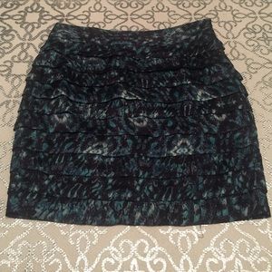 Forever 21 Blue patterned ruffle skirt
