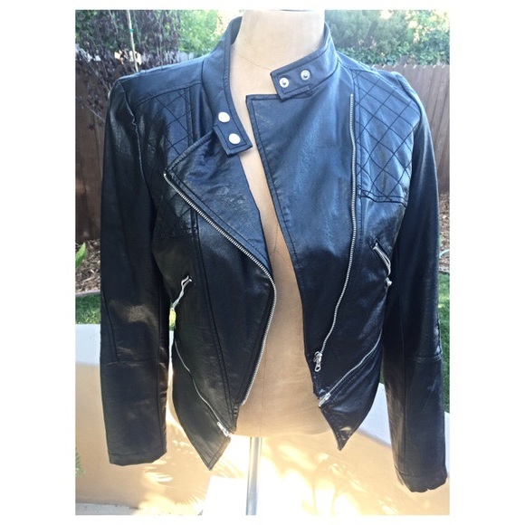 💁🏻❤️Cute Punk Style Faux Leather Jacket❤️💁🏻