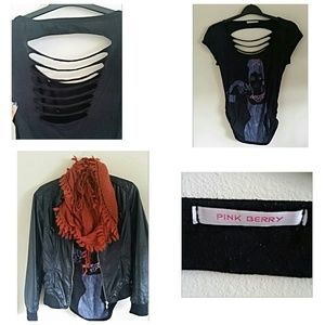 Black graphic tee with cute rips