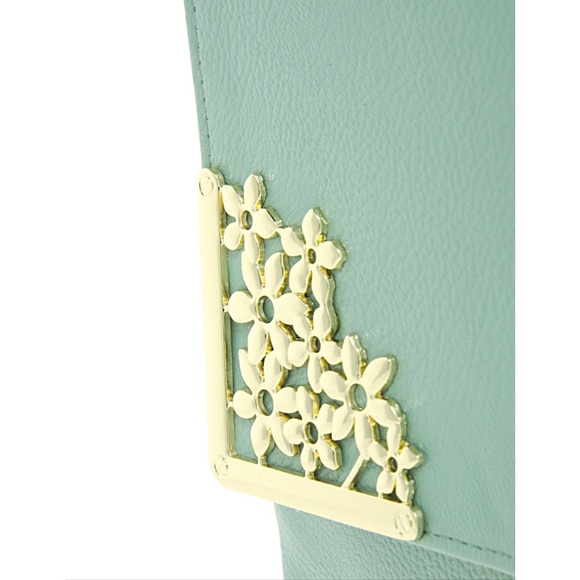 NWOT! Asos Floral Clutch & Purse w/ Metal Corners - Picture 4 of 4