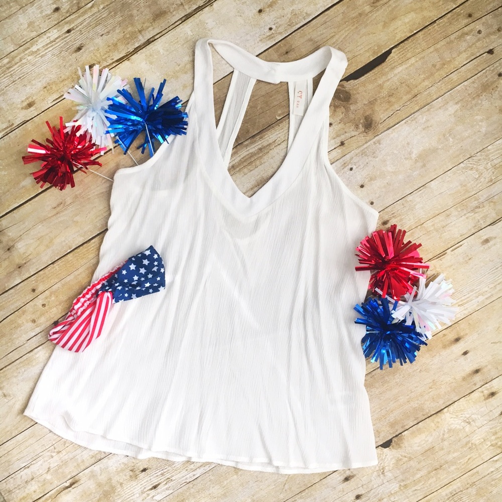 *REDUCED* Boutique top - White