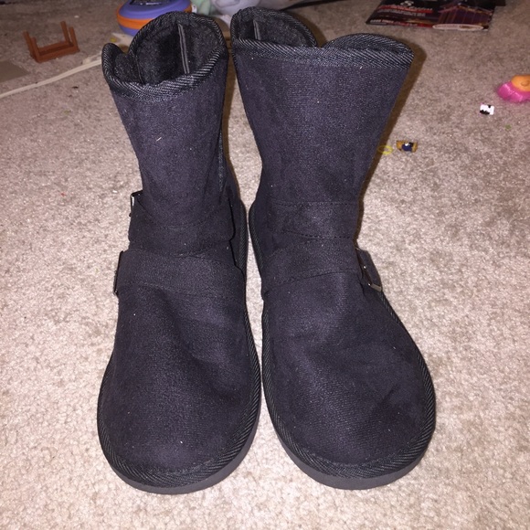 Forever 21 Shoes - forever21 boots good condition
