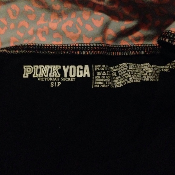 Pink yoga cropped pants - Picture 3 of 4