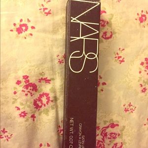 Discontinued limited edition NARS Villa Lante💄