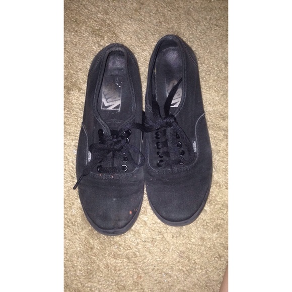 Black vans