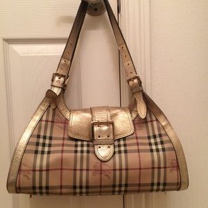 *FLASH SALE* Burberry Purse