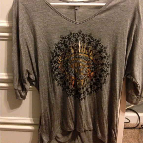 Cute graphic quarter sleeve