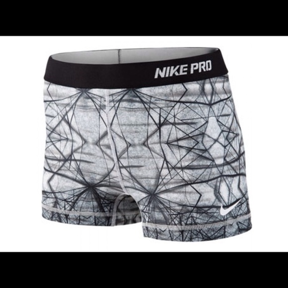 NIKE PROS