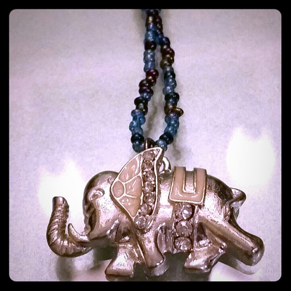 Mudd Jewelry - 5x$40! Mudd Elephant Silver Tone & White Enamel