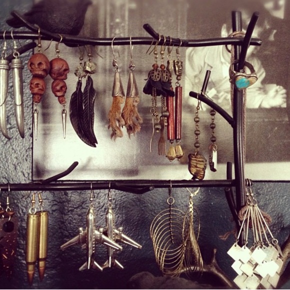 ~~~ 180+ listings ~~~ - Picture 3 of 8